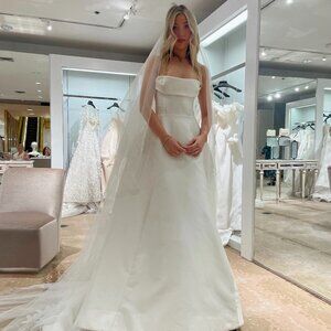 Monique Lhuillier Buckingham Wedding Dress / Gown